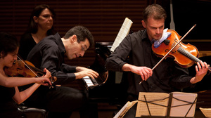 Pianist Jonathan Biss and members of the Elias String Quartet brought their Schumann: Under the Influence program to Carnegie Hall.