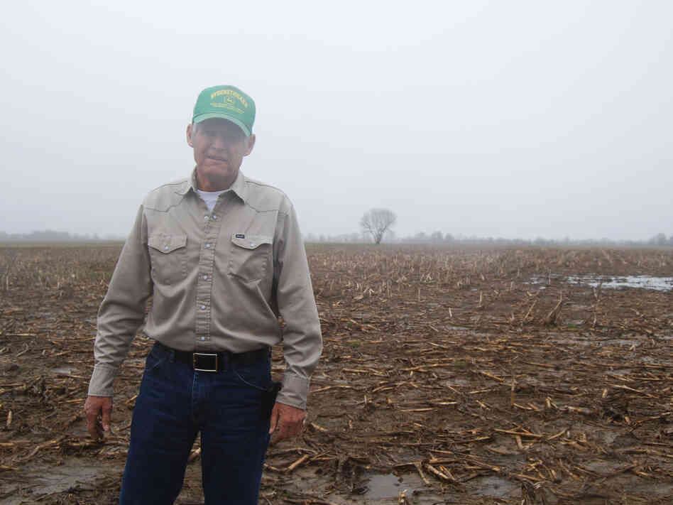 Missouri farmer Gary Riedel says wet weather will put him about a month behind last year's planting. Missouri farmer Gary Riedel says wet weather will put him about a month behind last year's planting.