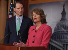 Senators Lisa Murkowski, an Alaska Republican, and Ron Wyden, an Oregon Democrat, discussing their new campaign finance legislation at an April 23, 2013 Capitol Hill news conference. Senators Lisa Murkowski, an Alaska Republican, and Ron Wyden, an Oregon Democrat, discussing their new campaign finance legislation at an April 23, 2013 Capitol Hill news conference.