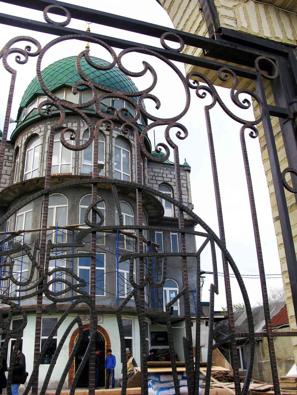 This mosque in Makhachkala is known as a center for the most fundamentalist strain of Islam called Salafism. Reports that Tamerlan Tsarnaev prayed there may have triggered Russia's request for the FBI to investigate him in Boston. This mosque in Makhachkala is known as a center for the most fundamentalist strain of Islam called Salafism. Reports that Tamerlan Tsarnaev prayed there may have triggered Russia's request for the FBI to investigate him in Boston.