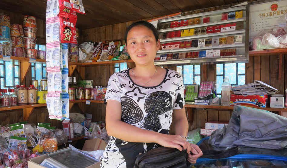 Zhang Ming lost her 5-year-old daughter, her parents and her home in the 2008 Sichuan earthquake. She now operates a stall selling food and drinks, and she and her husband have another daughter. But life is difficult. "We are facing the problem of how to survive, so we don't have time to think of anything else. If you have too much free time, you think about things too much." Zhang Ming lost her 5-year-old daughter, her parents and her home in the 2008 Sichuan earthquake. She now operates a stall selling food and drinks, and she and her husband have another daughter. But life is difficult. "We are facing the problem of how to survive, so we don't have time to think of anything else. If you have too much free time, you think about things too much."