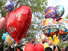In Cleveland earlier this week, friends and family gathered balloons and other things to have on hand to welcome home kidnapping victim Michelle Knight. In Cleveland earlier this week, friends and family gathered balloons and other things to have on hand to welcome home kidnapping victim Michelle Knight.