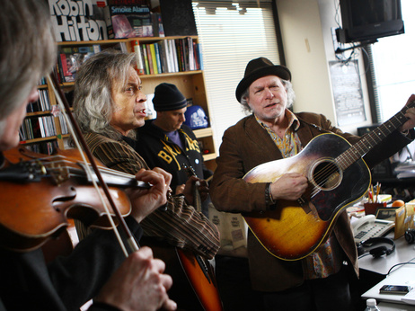 The veteran country players mix corny humor, musical merrymaking and timeless vocal harmonies. The veteran country players mix corny humor, musical merrymaking and timeless vocal harmonies.