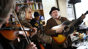The veteran country players mix corny humor, musical merrymaking and timeless vocal harmonies.
