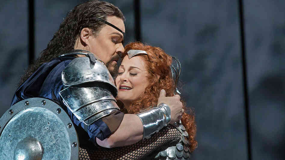 Mark Delevan as Wotan and Deborah Voigt as his daughter Brunnhilde in Wagner's Die Walküre. Mark Delevan as Wotan and Deborah Voigt as his daughter Brunnhilde in Wagner's Die Walküre.