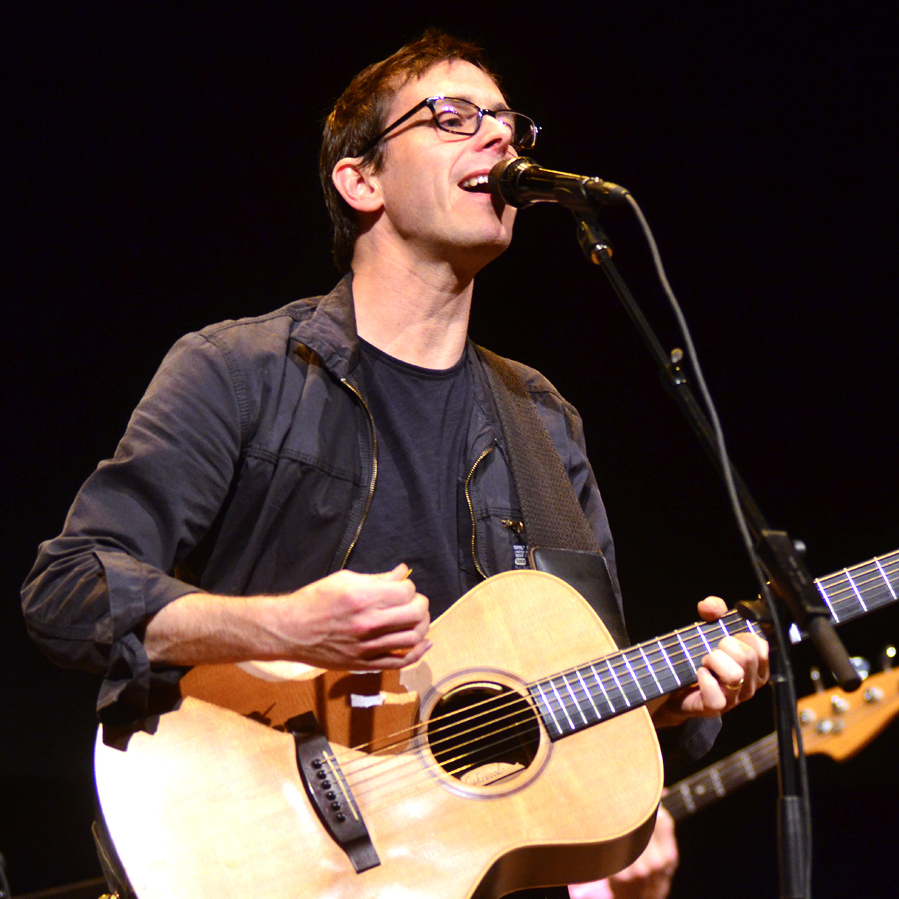 Glen Phillips On Mountain Stage | NCPR News