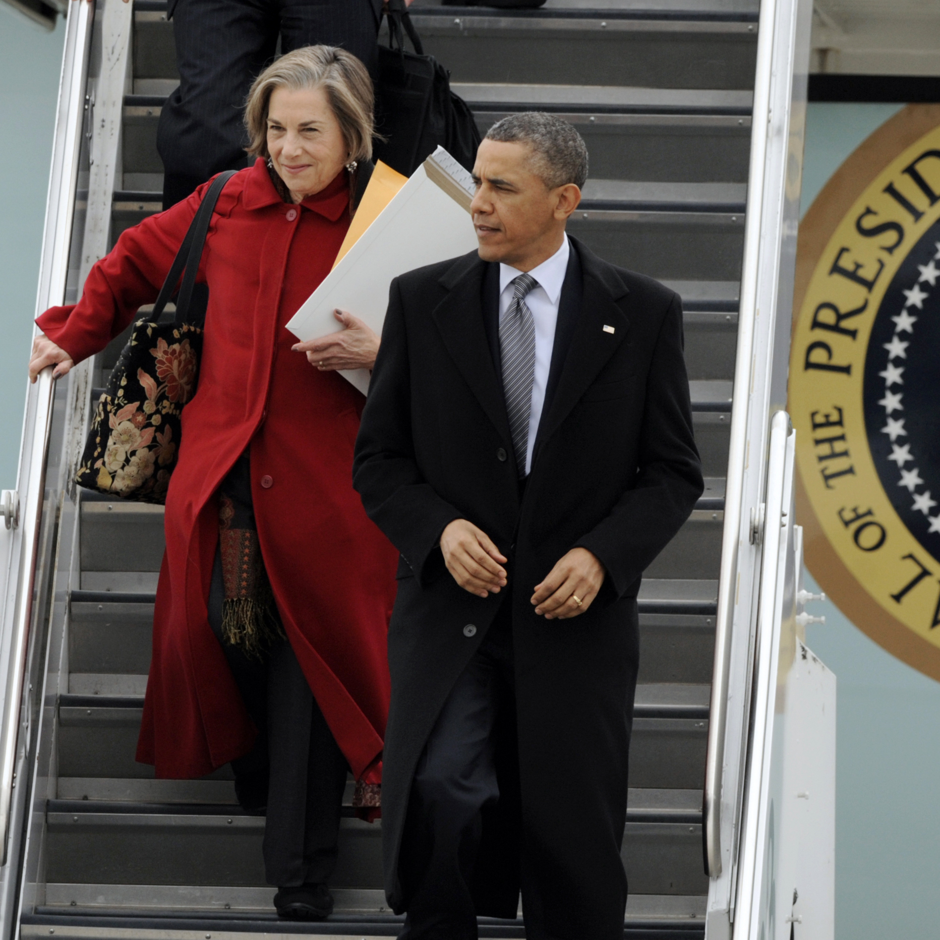 Illinois Rep. Jan Schakowsky arrives in Chicago with President Obama in March.
