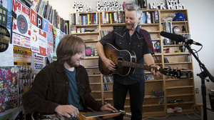 One of the world's finest folksingers channels the spirit of Woody Guthrie at the NPR Music offices.