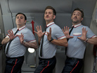 When their aircraft develops mechanical trouble, three flight attendants — Fajas (Carlos Areces), Ulloa (Raul Arevalo) and Joserra (Javier Camara) — set out to put passengers at ease ... using some unorthodox methods. When their aircraft develops mechanical trouble, three flight attendants — Fajas (Carlos Areces), Ulloa (Raul Arevalo) and Joserra (Javier Camara) — set out to put passengers at ease ... using some unorthodox methods.