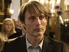 Mads Mikkelsen's Lukas is a recently divorced kindergarten teacher whose life is turned upside down when officials leap to conclusions after a 5-year-old says something that suggests improper conduct. Mads Mikkelsen's Lukas is a recently divorced kindergarten teacher whose life is turned upside down when officials leap to conclusions after a 5-year-old says something that suggests improper conduct.