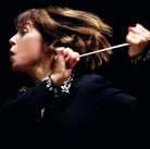 Conductor JoAnn Falletta. Conductor JoAnn Falletta.