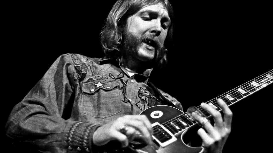Duane Allman of The Allman Brothers Band lived to play music. A new box set, Skydog, collects the work he produced before his death in 1971. Duane Allman of The Allman Brothers Band lived to play music. A new box set, Skydog, collects the work he produced before his death in 1971.