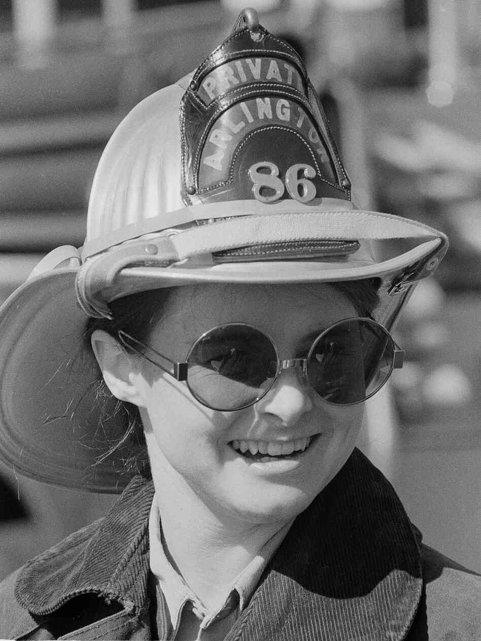 Judy Brewer was the country's first full-time female firefighter. Judy Brewer was the country's first full-time female firefighter.