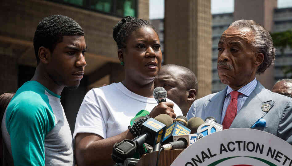 Sybrina Fulton, mother of Trayvon Martin, and Martin's brother, Jahvaris Fulton, attend a rally organized by Al Sharpton in New York on Saturday. Sybrina Fulton, mother of Trayvon Martin, and Martin's brother, Jahvaris Fulton, attend a rally organized by Al Sharpton in New York on Saturday.