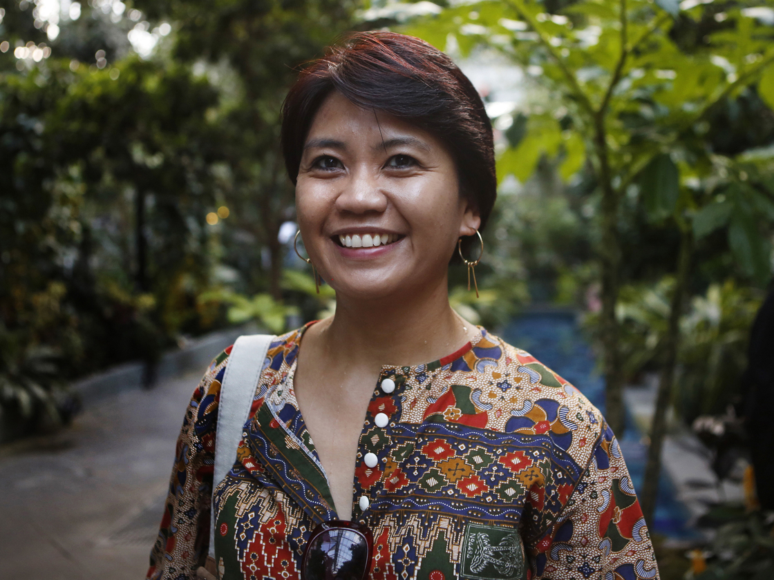 Edna Bargan waited in line for 45 minutes to see the flower on Monday night. "I just had to be here, despite the long lines," she says.