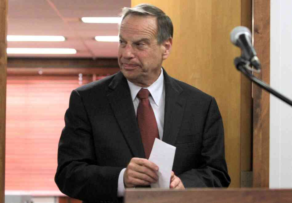 San Diego Mayor Bob Filner announced at a news conference last week that he intended to seek professional help for sexual harassment issues. San Diego Mayor Bob Filner announced at a news conference last week that he intended to seek professional help for sexual harassment issues.