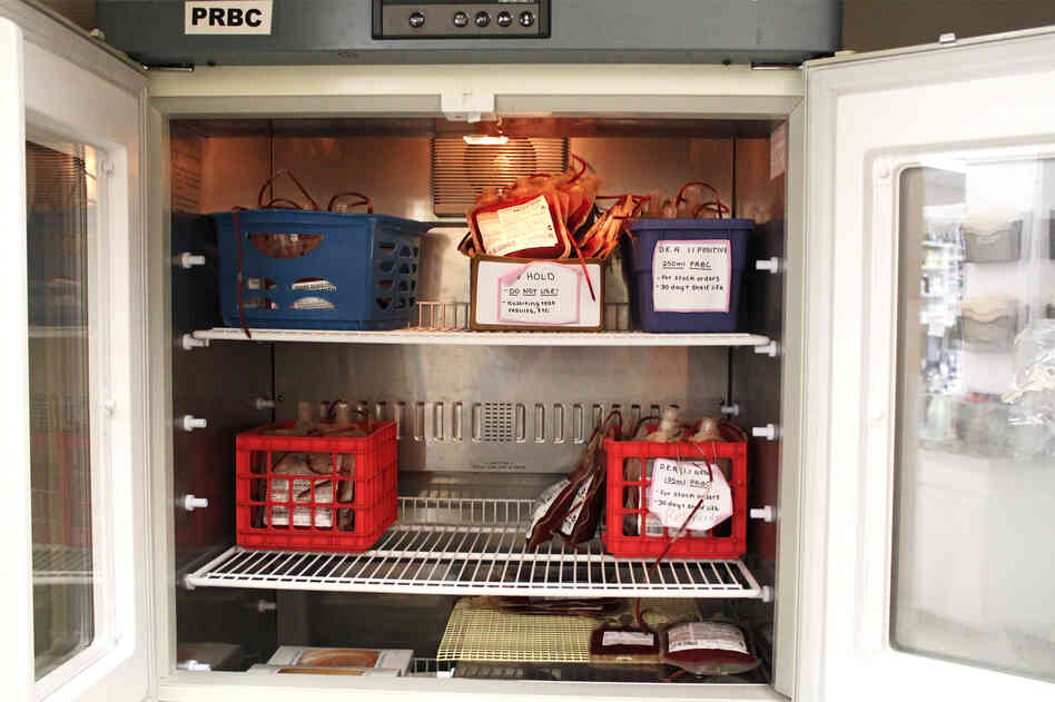 k9bloodbank---fridge_slide-e4b567ef63bc21c69df1f83edeb809d74bce1190-s6-c30.jpg