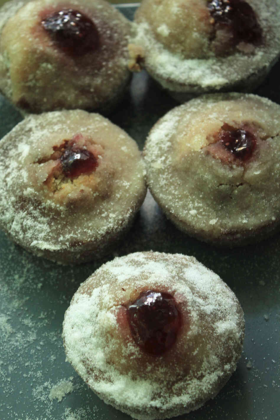 Vo was already beloved by customers for her duffin, a cake doughnut filled with jam, which she created a few years ago. Vo was already beloved by customers for her duffin, a cake doughnut filled with jam, which she created a few years ago.