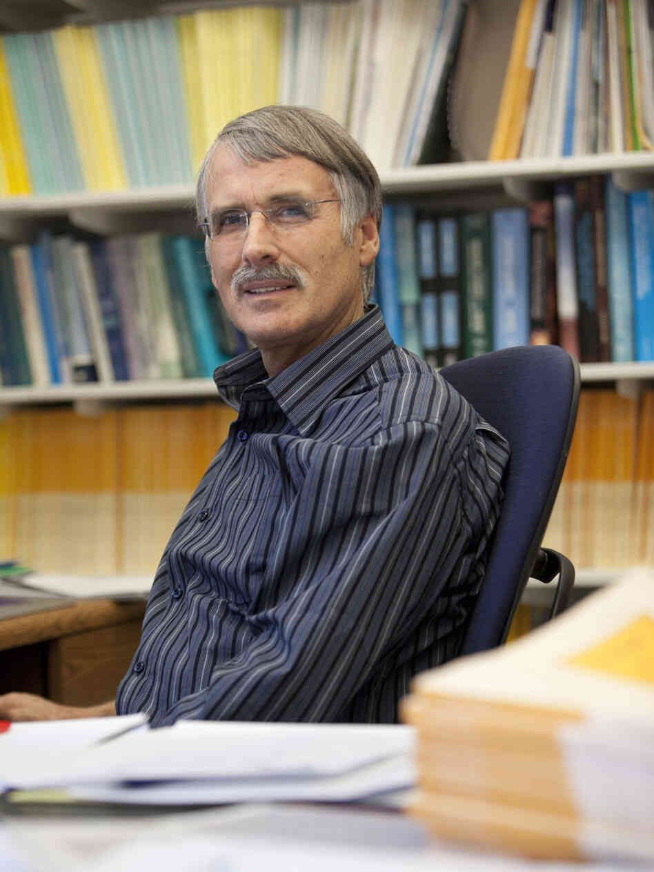 Kevin Trenberth is a distinguished senior scientist at the National Center for Atmospheric Research. Kevin Trenberth is a distinguished senior scientist at the National Center for Atmospheric Research.