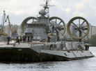 Zubr-class air cushion landing craft "Kerkyra" seen in St. Petersburg, in 2004. A vessel similar to this one came ashore unexpectedly amid sunbathers on the Baltic coast. Zubr-class air cushion landing craft "Kerkyra" seen in St. Petersburg, in 2004. A vessel similar to this one came ashore unexpectedly amid sunbathers on the Baltic coast.