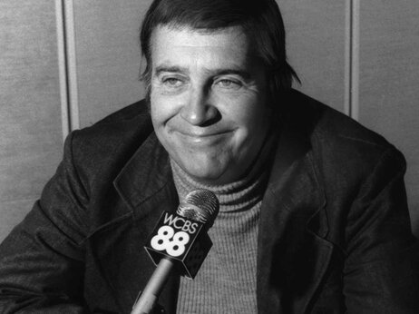 Jean Shepherd's storytelling style frequently earned him comparisons to Mark Twain. Jean Shepherd's storytelling style frequently earned him comparisons to Mark Twain.