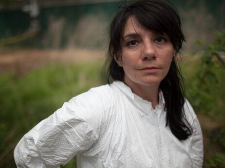 "We want to do this as respectfully as possible," says Sibyl Bucheli, a forensic entomologist at Sam Houston State University, who is now looking for patterns in the ways communities of microbes change as bodies decay. "We want to do this as respectfully as possible," says Sibyl Bucheli, a forensic entomologist at Sam Houston State University, who is now looking for patterns in the ways communities of microbes change as bodies decay.
