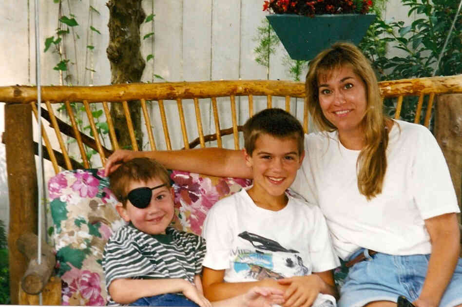 Hayden Strum (left) with his older brother, Gunnar, and their mom, Kathleen, in 1998. Hayden Strum (left) with his older brother, Gunnar, and their mom, Kathleen, in 1998.
