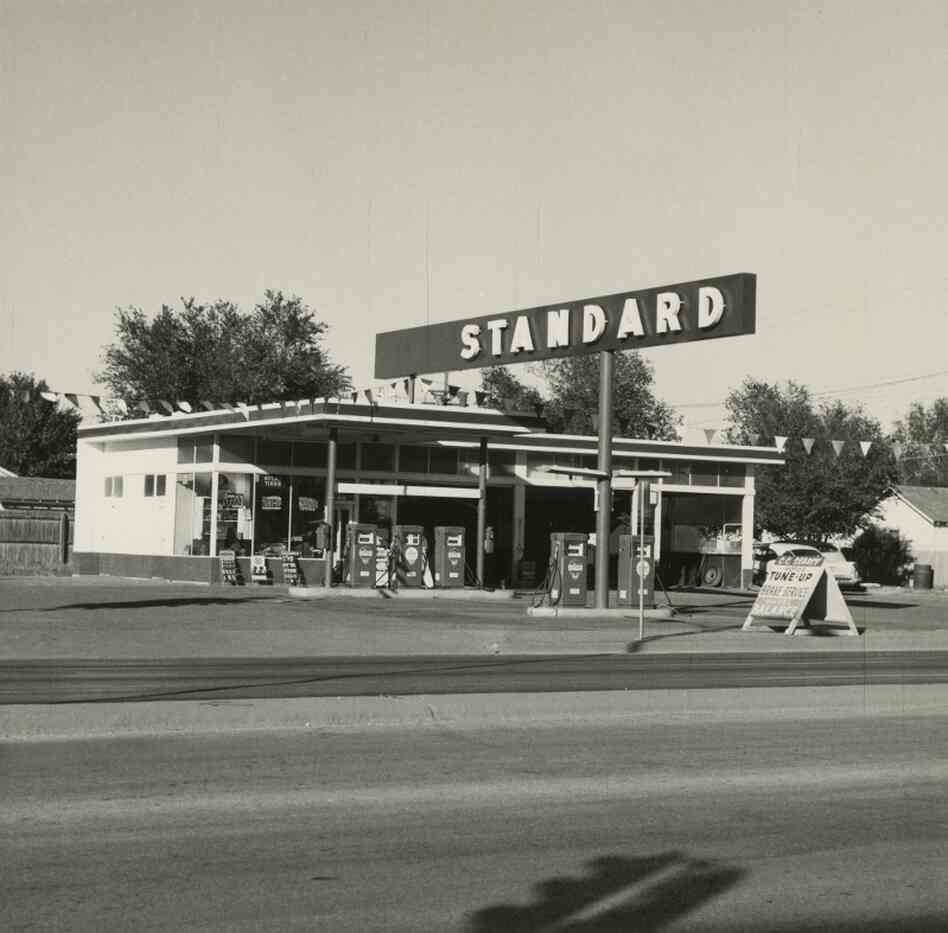 In Ed Ruscha's Work, A City Sits For Its Portrait NPR