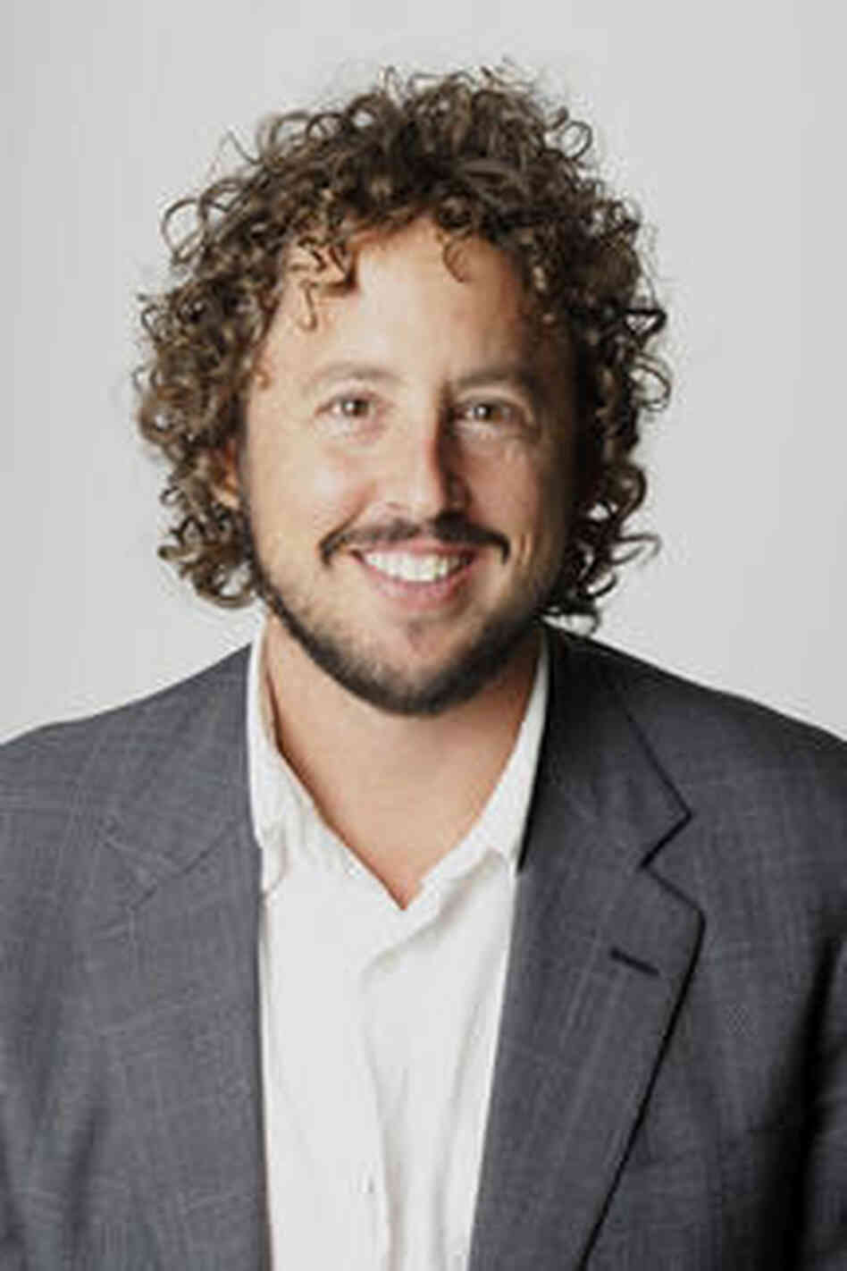 Allen Salkin is an investigative journalist who's hosted a video series for AOL's Slashfood blog and written for The New York Times. Allen Salkin is an investigative journalist who's hosted a video series for AOL's Slashfood blog and written for The New York Times.