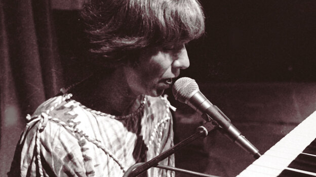 Anna McGarrigle performs on Mountain Stage in 1989. (Mountain Stage)