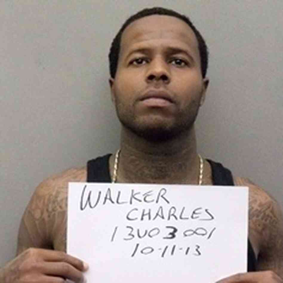 Convicted killer Charles Walker in a photograph taken on Oct. 11 by the Orange County, Fla., Sheriff's Office — after he escaped from prison. Walker went to the Orange County Jail to register as a felon. Convicted killer Charles Walker in a photograph taken on Oct. 11 by the Orange County, Fla., Sheriff's Office — after he escaped from prison. Walker went to the Orange County Jail to register as a felon.