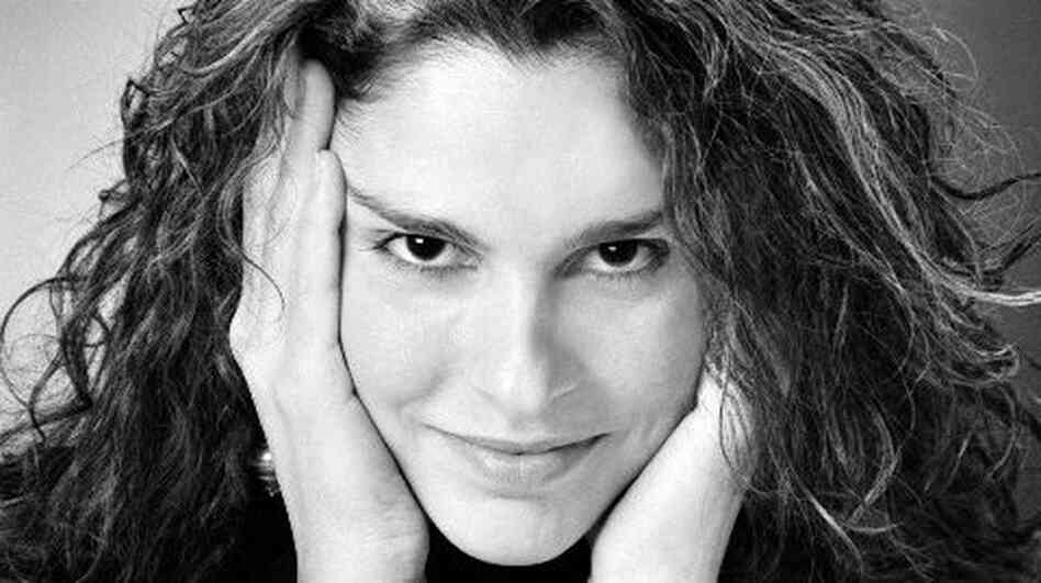 Ann Delisi. Ann Delisi.