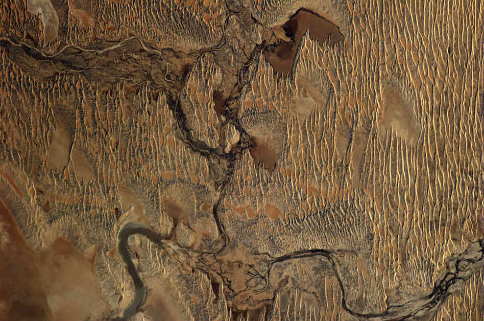 Paintings of earth in southern Australia.