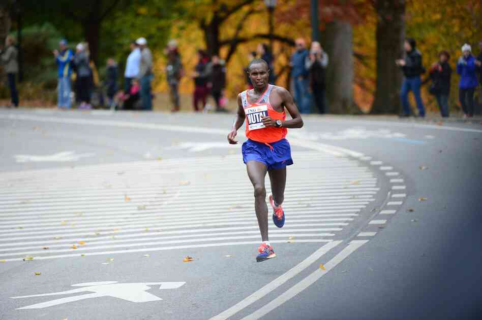 Geoffrey Mutai of Kenya leads the New York City Marathon on Sunday. Geoffrey Mutai of Kenya leads the New York City Marathon on Sunday.