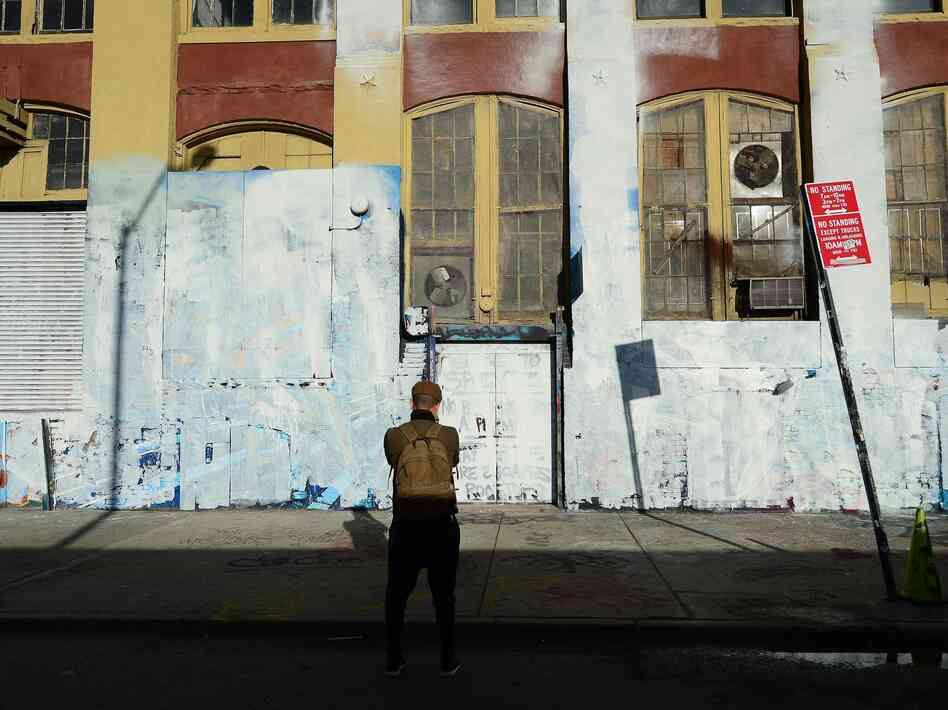 5Pointz is set to be demolished by the end of the year to make way for luxury apartments. 5Pointz is set to be demolished by the end of the year to make way for luxury apartments.