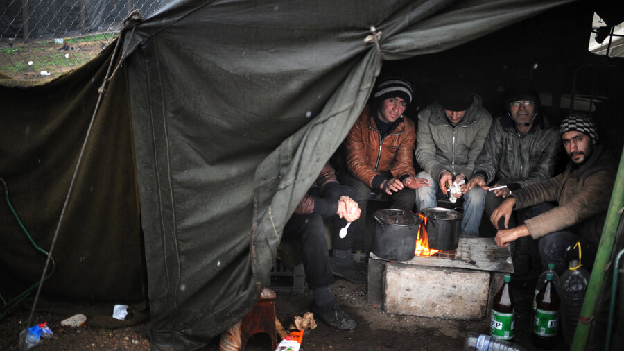 [Image: syrian-migrants-2_wide-ce69688f9c85e7905...00-c85.jpg]