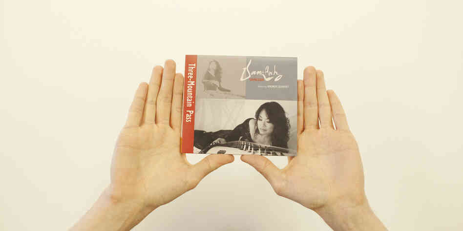 Van-anh Vanessa Vo's Three-Mountain Pass Van-anh Vanessa Vo's Three-Mountain Pass