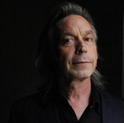 In the song "Old Time Angels," Jim Lauderdale imagines a second act for the women felled in American murder ballads. In the song "Old Time Angels," Jim Lauderdale imagines a second act for the women felled in American murder ballads.