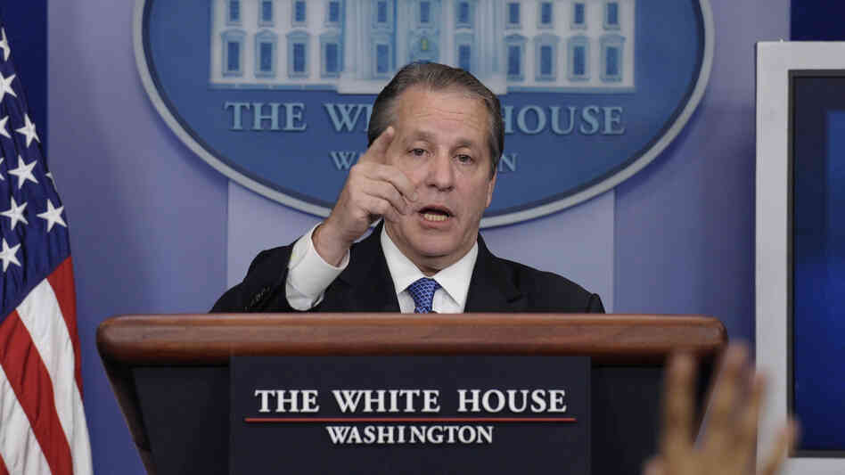 White House National Economic Council Chairman Gene Sperling speaks during the daily briefing at the White House on Monday. With Congress back, the Senate is expected to work on a three-month extension of benefits for the long-term unemployed. White House National Economic Council Chairman Gene Sperling speaks during the daily briefing at the White House on Monday. With Congress back, the Senate is expected to work on a three-month extension of benefits for the long-term unemployed.