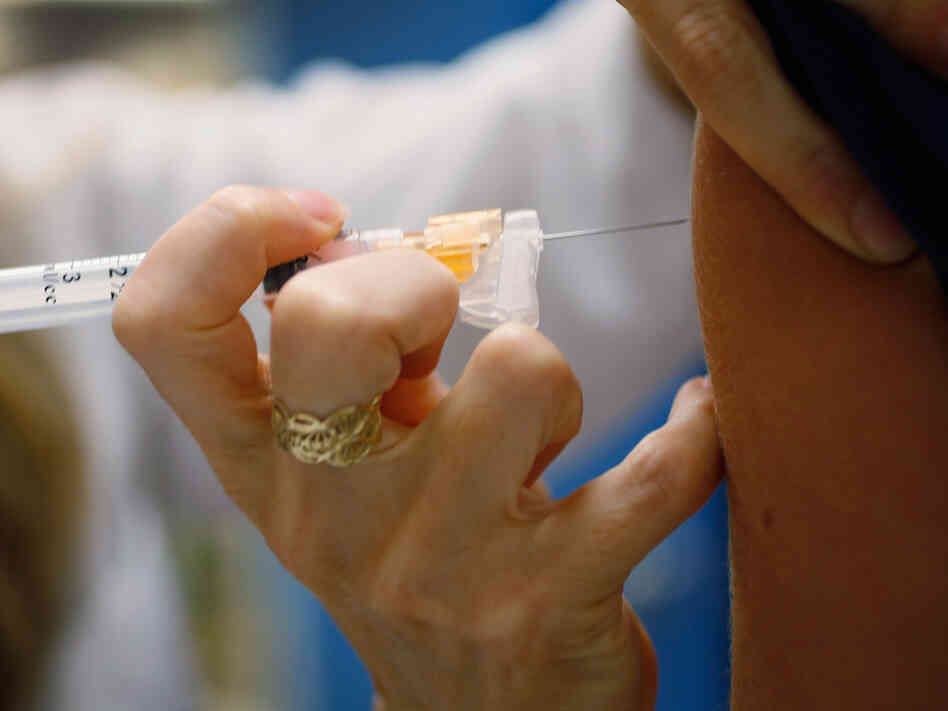 A 13-year-old girl gets an HPV vaccination at the University of Miami in 2011. The vaccine protects against the human papillomavirus, which can cause cervical cancer. A 13-year-old girl gets an HPV vaccination at the University of Miami in 2011. The vaccine protects against the human papillomavirus, which can cause cervical cancer.