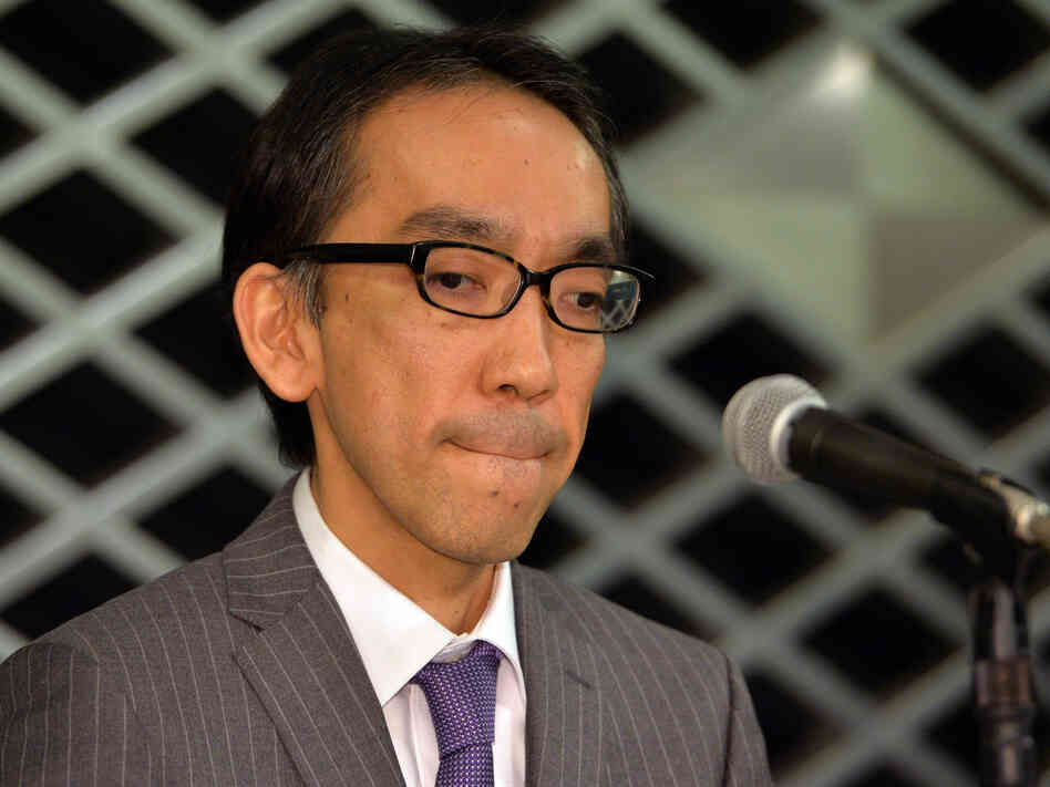 Takashi Niigaki stepped forward today in Japan as the ghostwriter for popular composer Mamoru Samuragochi — and added another twist to the breaking story. Takashi Niigaki stepped forward today in Japan as the ghostwriter for popular composer Mamoru Samuragochi — and added another twist to the breaking story.