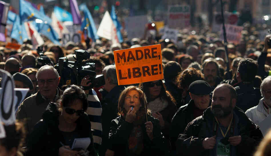 Abortion-rights groups participate in a "Freedom Train" from Gijon, Spain, to Madrid on Feb. 1 to protest the government's plan to restrict access to abortion. Abortion-rights groups participate in a "Freedom Train" from Gijon, Spain, to Madrid on Feb. 1 to protest the government's plan to restrict access to abortion.