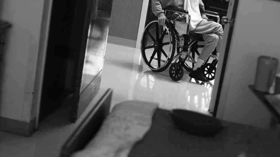 Failures in ordinary care are causing widespread harm that's sometimes serious, inspectors say. Failures in ordinary care are causing widespread harm that's sometimes serious, inspectors say.