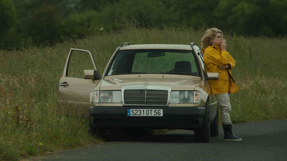 In a twist of sorts on the typical male- or youth-driven road movie, Catherine Deneuve plays an older woman playing young. In a twist of sorts on the typical male- or youth-driven road movie, Catherine Deneuve plays an older woman playing young.