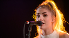 London Grammar kick off this week's show. London Grammar kick off this week's show.