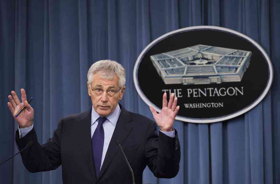 U.S. Secretary of Defense Chuck Hagel (shown here March 31) wants to cut the Army to about 450,000 troops. At the end of 2012, active duty soldiers numbered 550,763. U.S. Secretary of Defense Chuck Hagel (shown here March 31) wants to cut the Army to about 450,000 troops. At the end of 2012, active duty soldiers numbered 550,763.