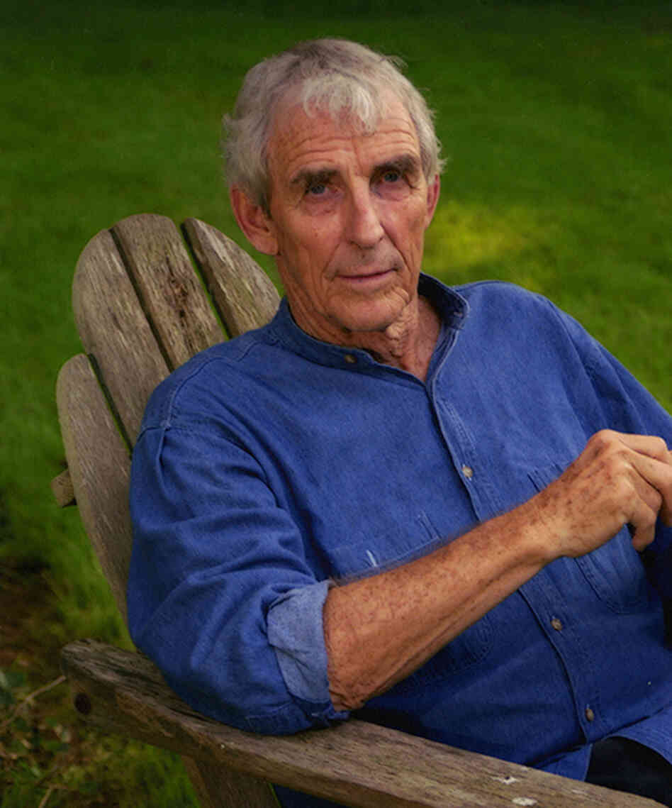 Peter Matthiessen is the only author ever to win the National Book Award for both fiction and nonfiction. Peter Matthiessen is the only author ever to win the National Book Award for both fiction and nonfiction.
