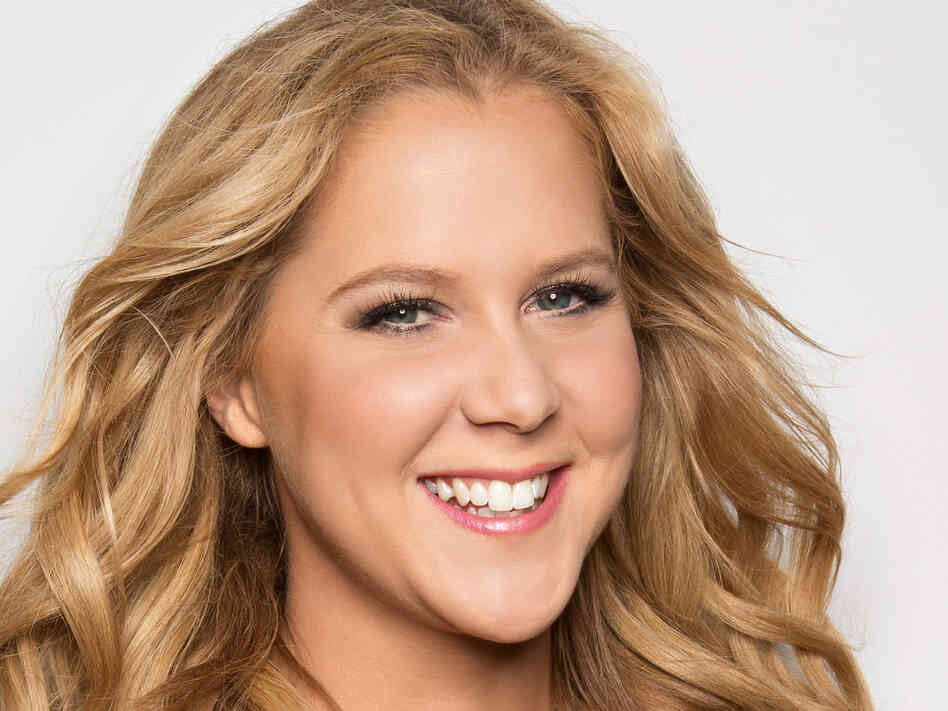 amy-schumer-peter-yang-2-f363fbd6640022986c32a2404a13f68ef5a46c29-s6-c30.jpg