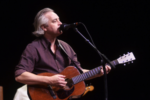 Stace is influenced by Bob Dylan and John Prine.