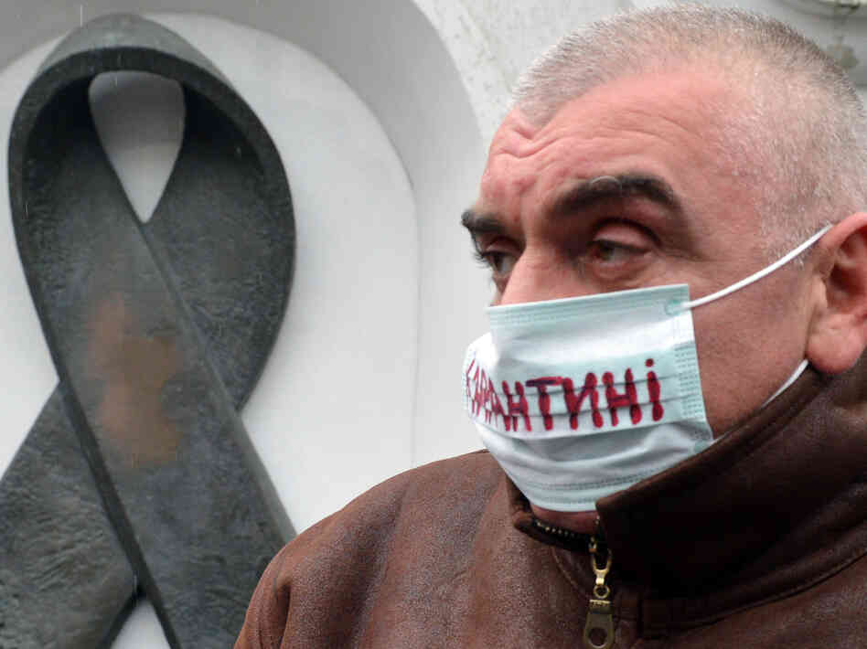 The mask of this Kiev protester (at a 2012 demonstration demanding more funding for HIV treatment) reads "quarantine." There are enough drugs to treat only half the HIV patients in Ukraine. The mask of this Kiev protester (at a 2012 demonstration demanding more funding for HIV treatment) reads "quarantine." There are enough drugs to treat only half the HIV patients in Ukraine.